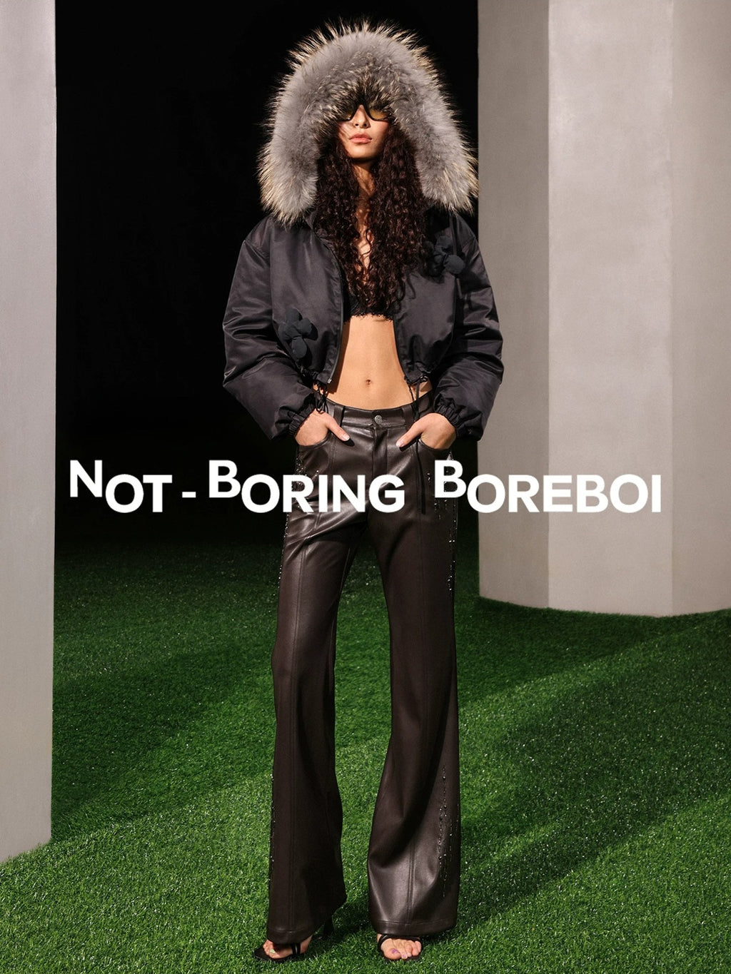 Cropped hooded down jacket