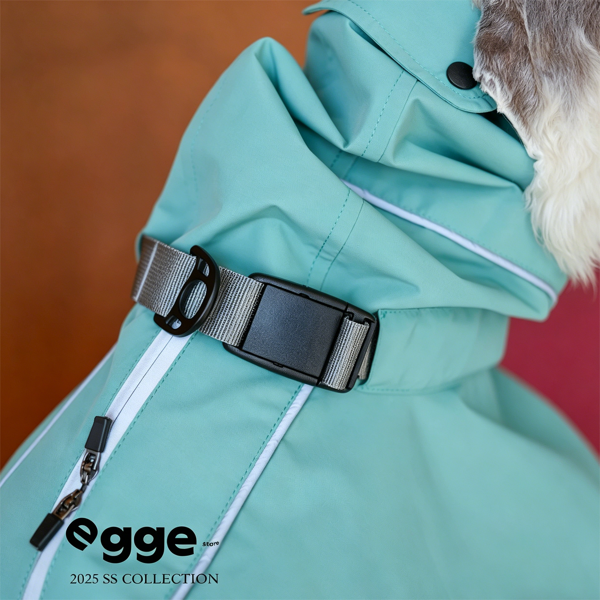 Egge Lightweight Water-Repellent Poncho Raincoat