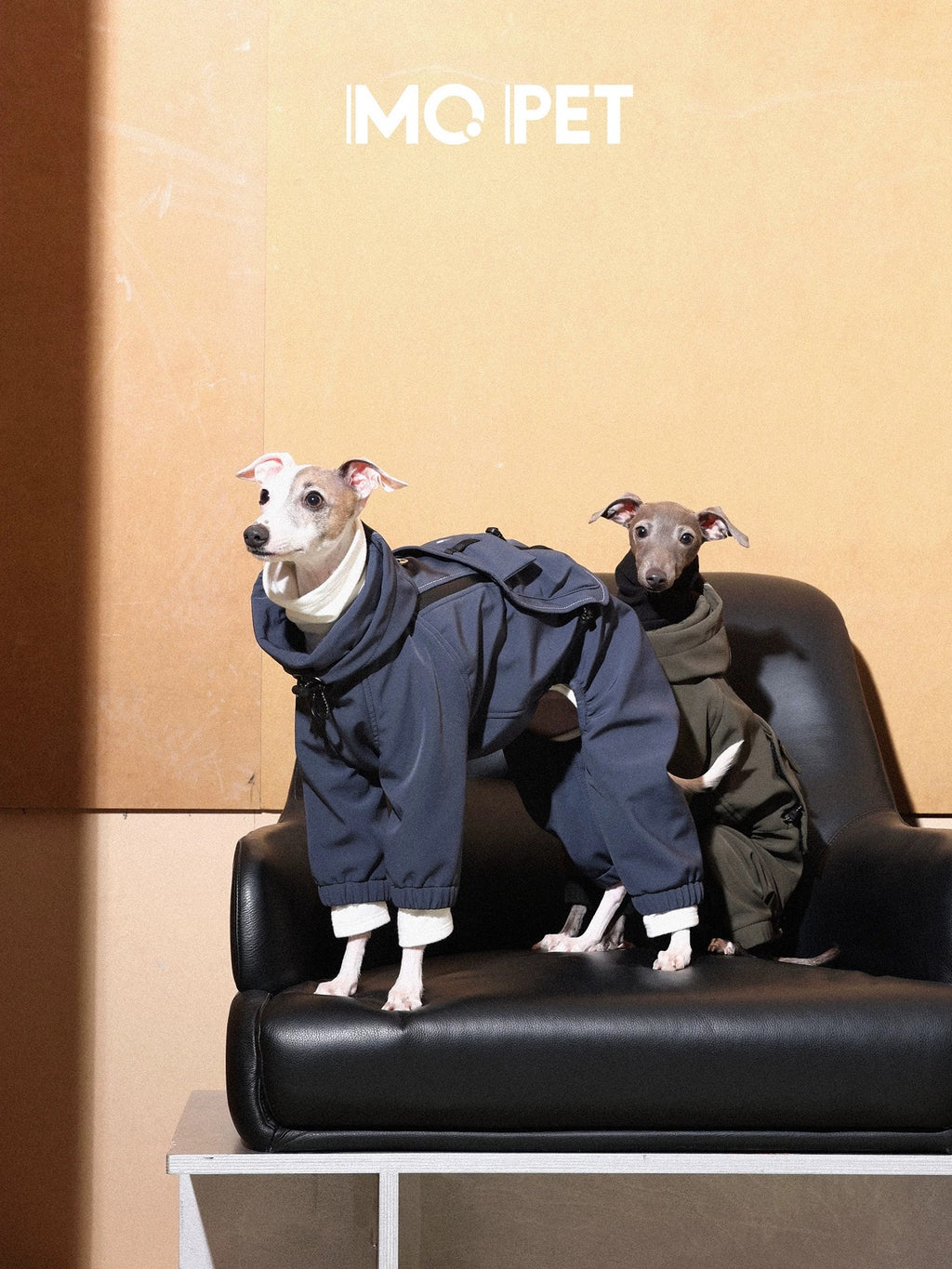 Fleece-Lined Four-Legged Windproof Jacket