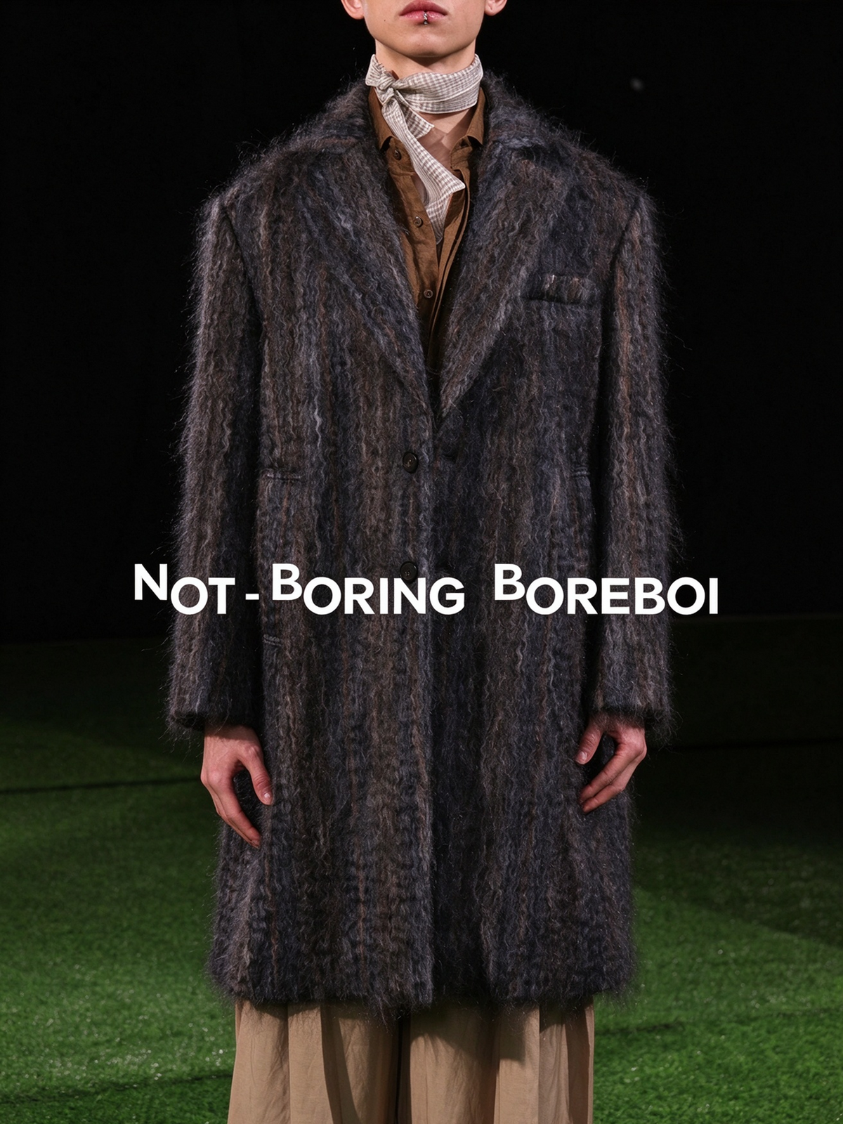 H-line double-faced wool coat with a rippled texture