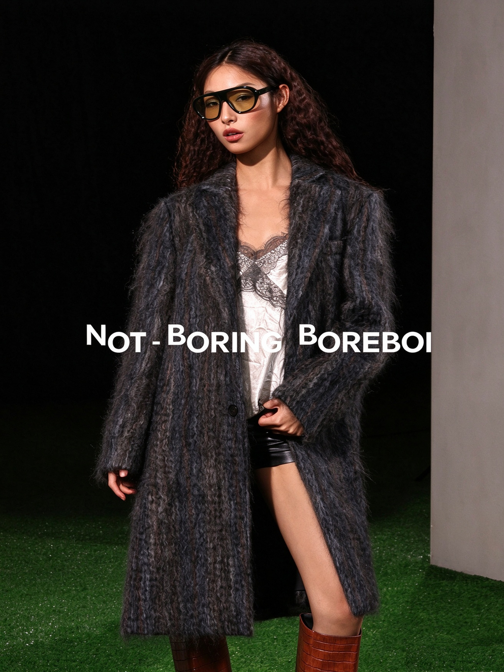 H-line double-faced wool coat with a rippled texture