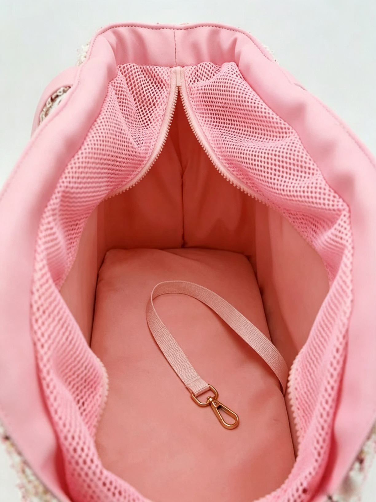 Light Luxury Pet Messenger Bag