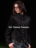 Short jacket with metal buttons for autumn/winter