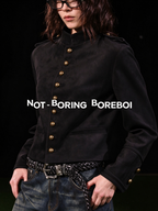 Short jacket with metal buttons for autumn/winter