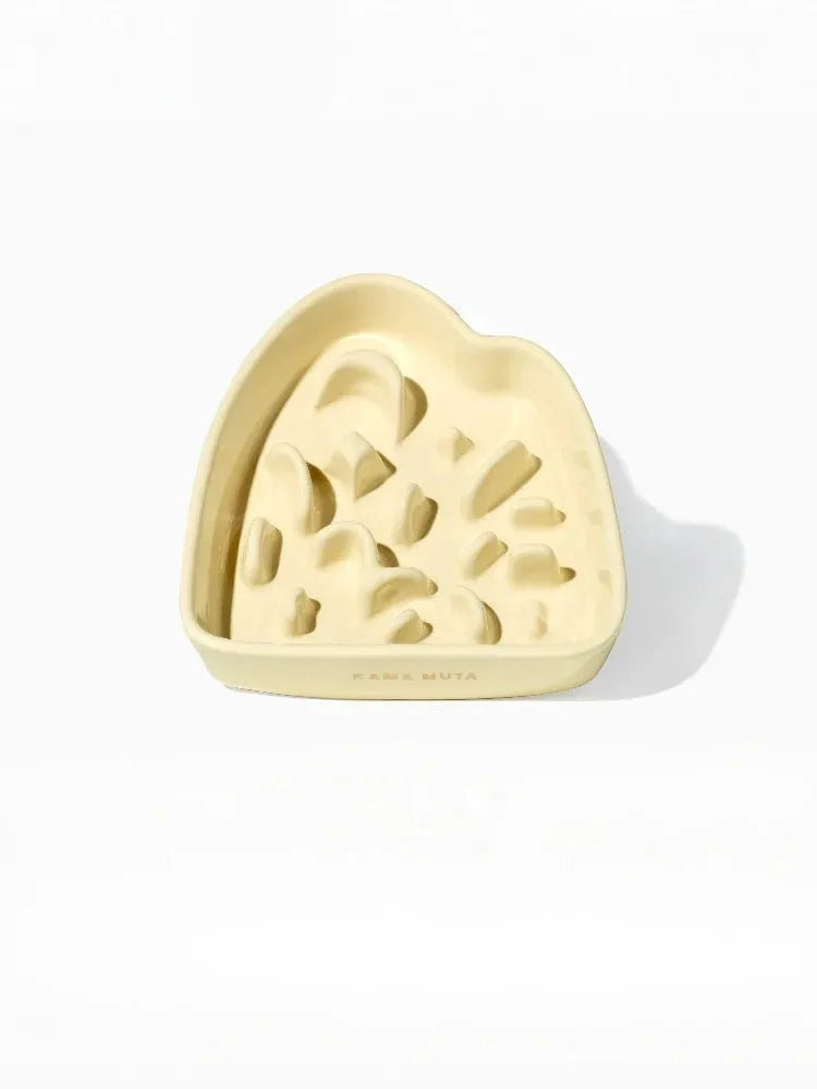 Kama Muta Amidst the Mountains · Slow Feeder Bowl