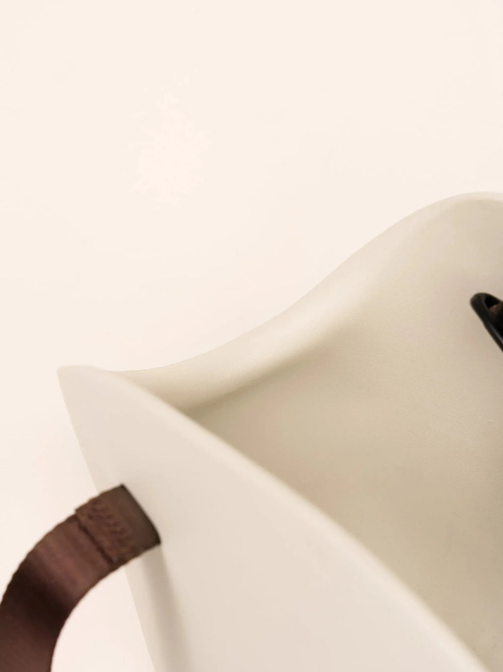 Kama Muta Wave · Pet Tote Bag Carrier